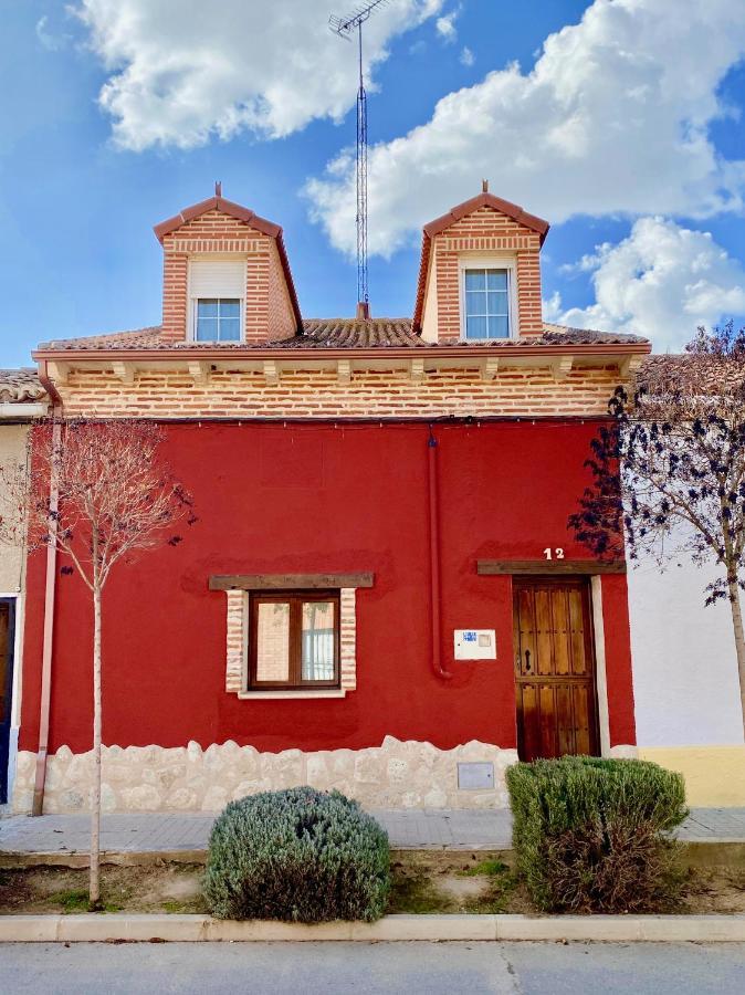 La Parada De Jimena-Casa Rustica Rodeada De Bodegas En รูเอดา ภายนอก รูปภาพ
