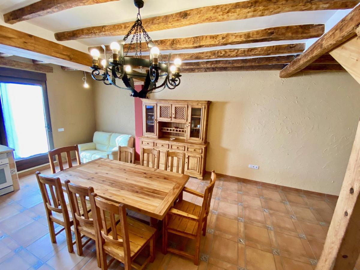 La Parada De Jimena-Casa Rustica Rodeada De Bodegas En รูเอดา ภายนอก รูปภาพ