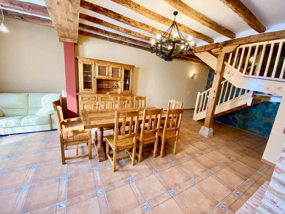 La Parada De Jimena-Casa Rustica Rodeada De Bodegas En รูเอดา ภายนอก รูปภาพ