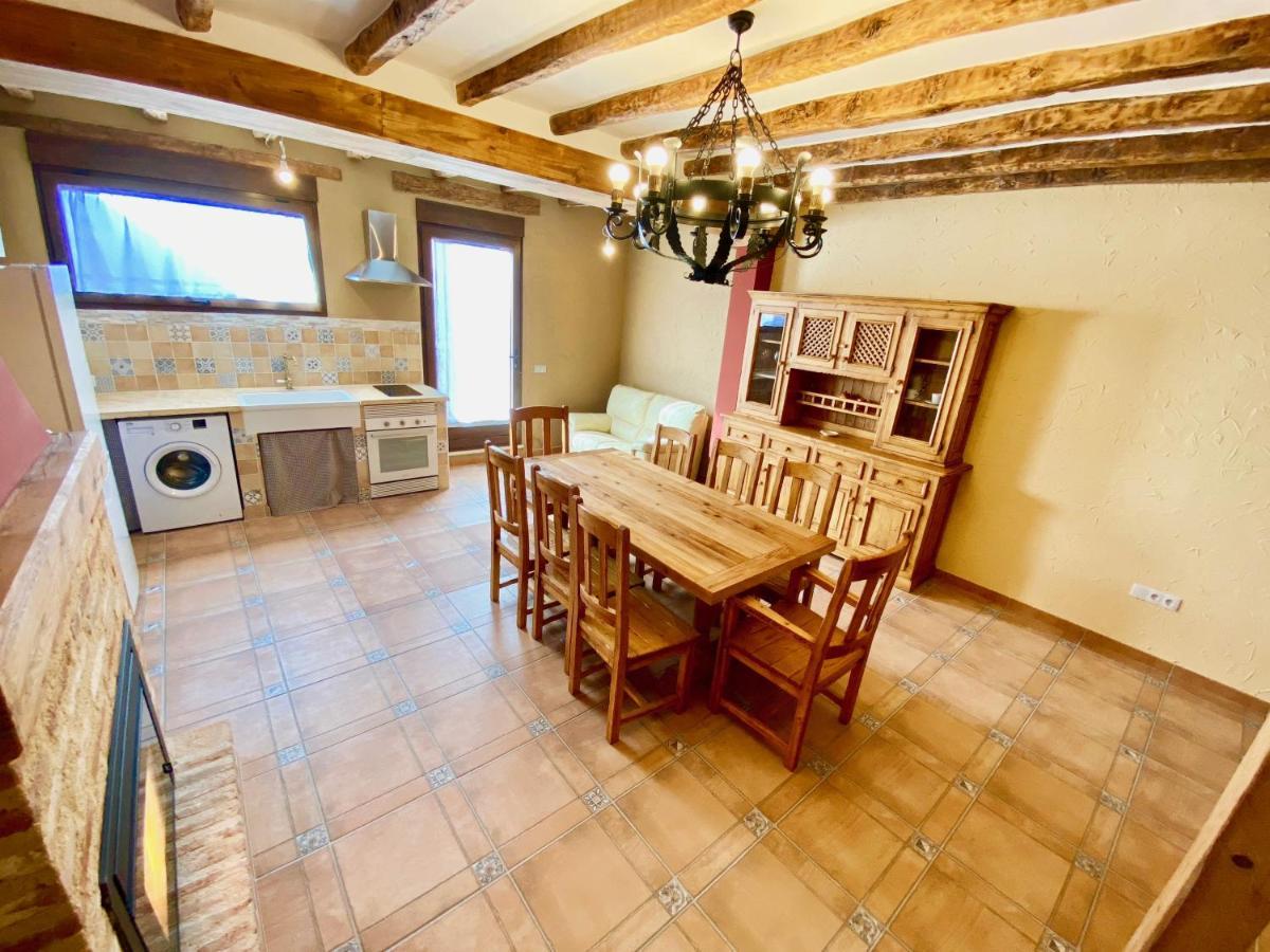La Parada De Jimena-Casa Rustica Rodeada De Bodegas En รูเอดา ภายนอก รูปภาพ